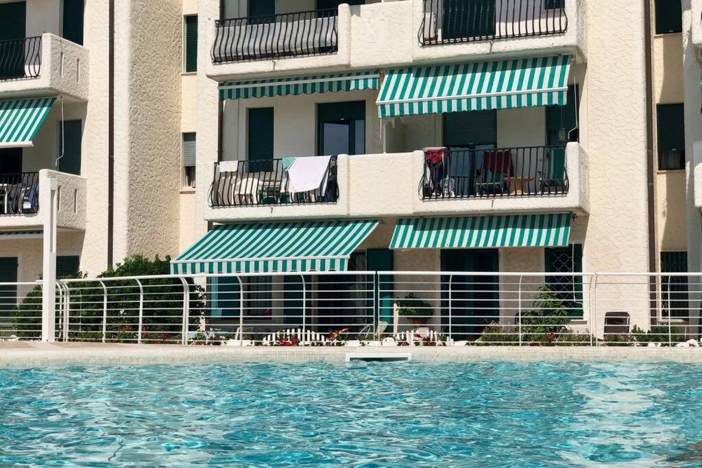 Appartamento El Palmar Vista-mare E Vista-piscina