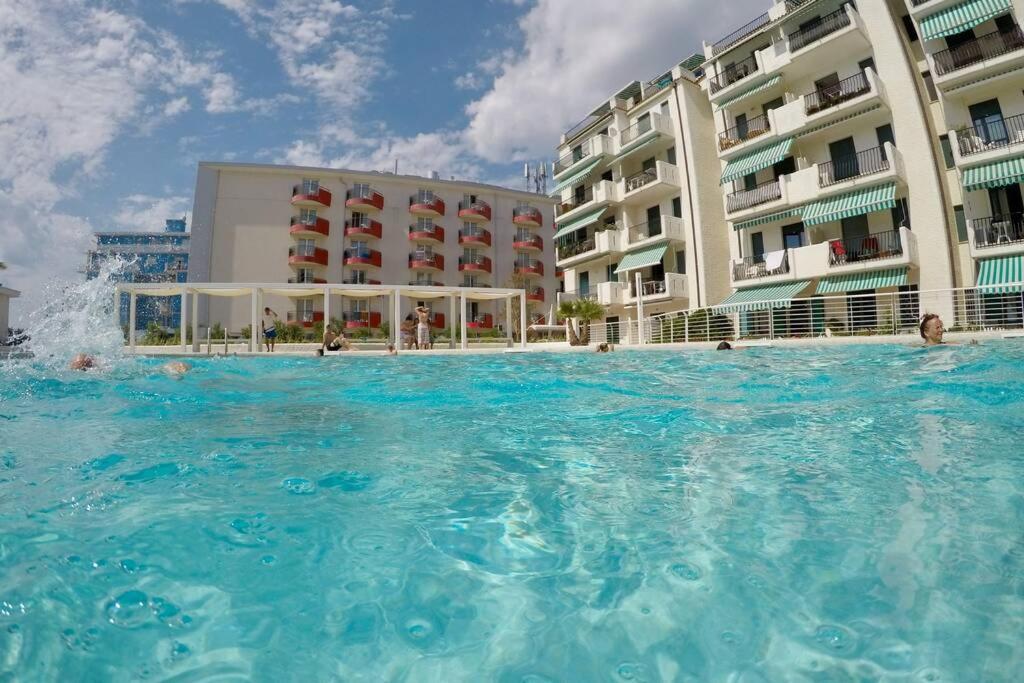 Appartamento El Palmar Vista-mare E Vista-piscina Lido di Jesolo
